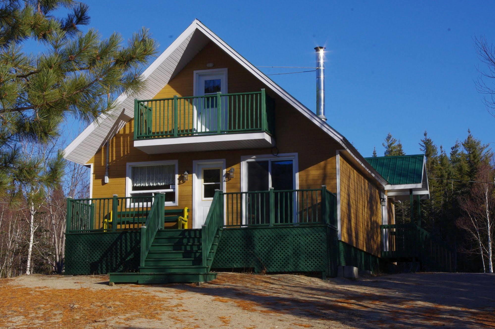 Auberge La Taniere Tadoussac Exterior foto
