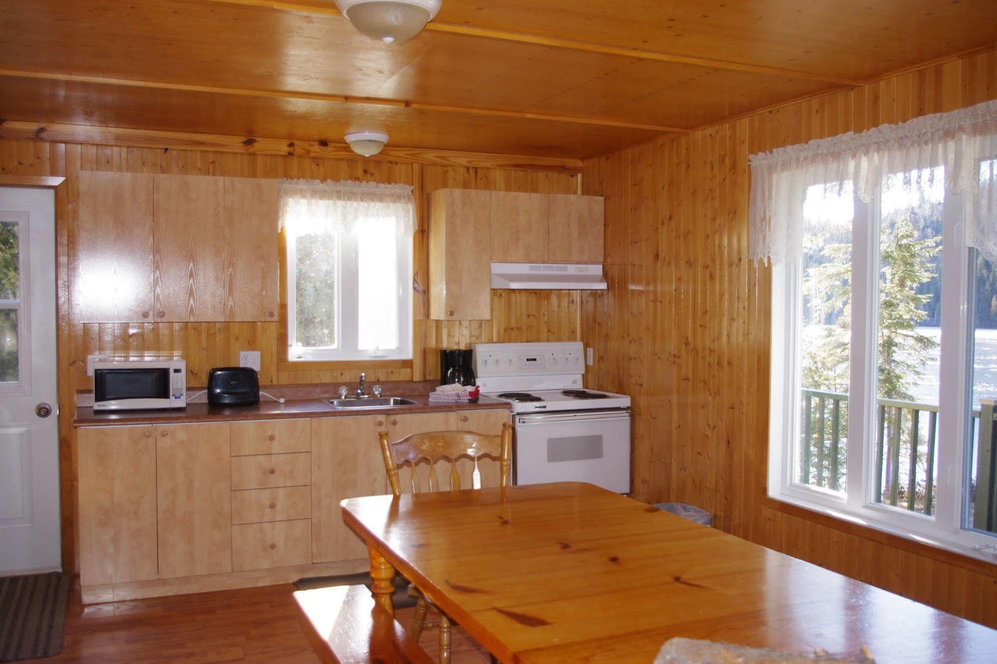Auberge La Taniere Tadoussac Exterior foto